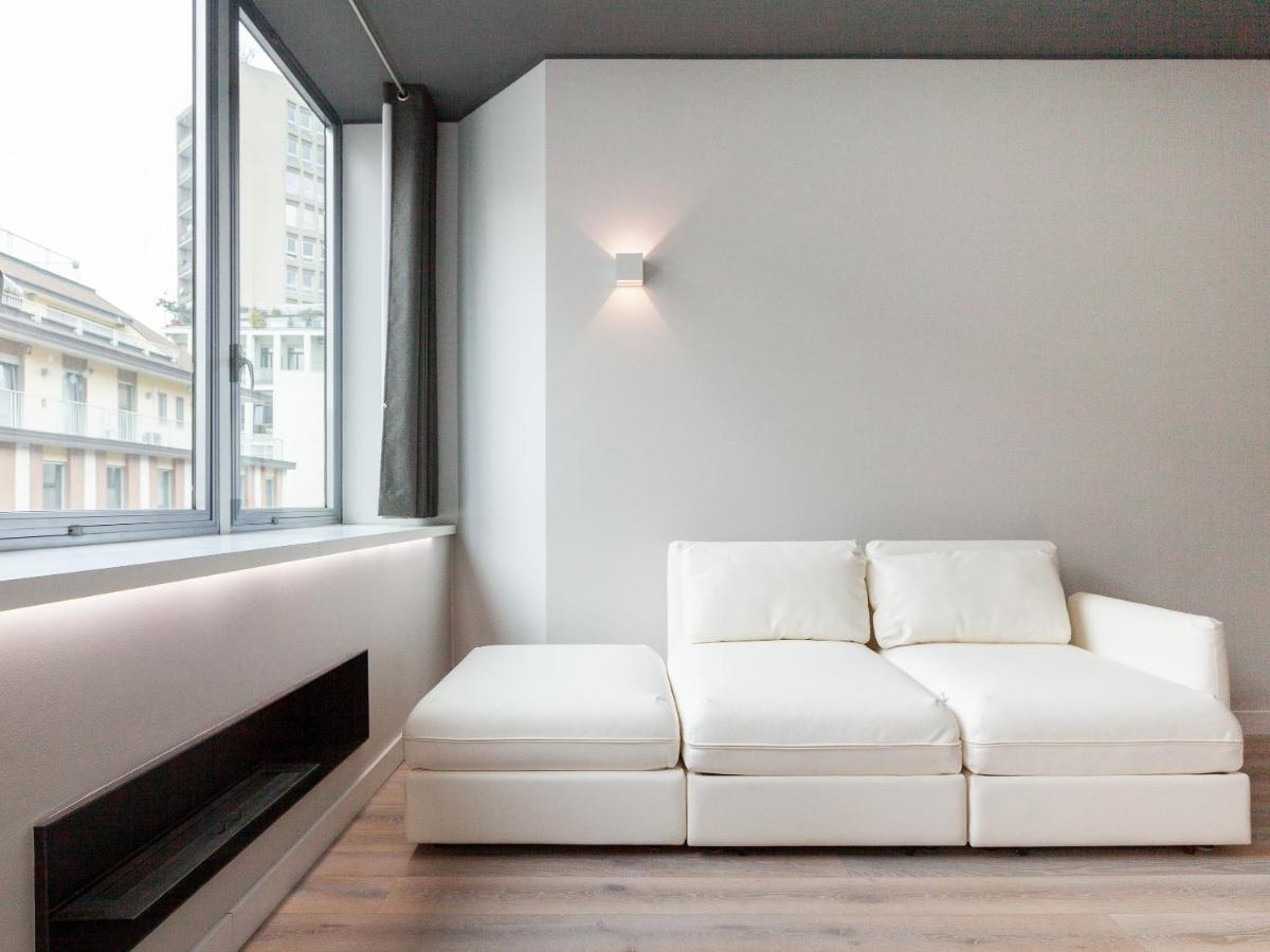 Easyhomes-City Centre Suites Milano Ngoại thất bức ảnh