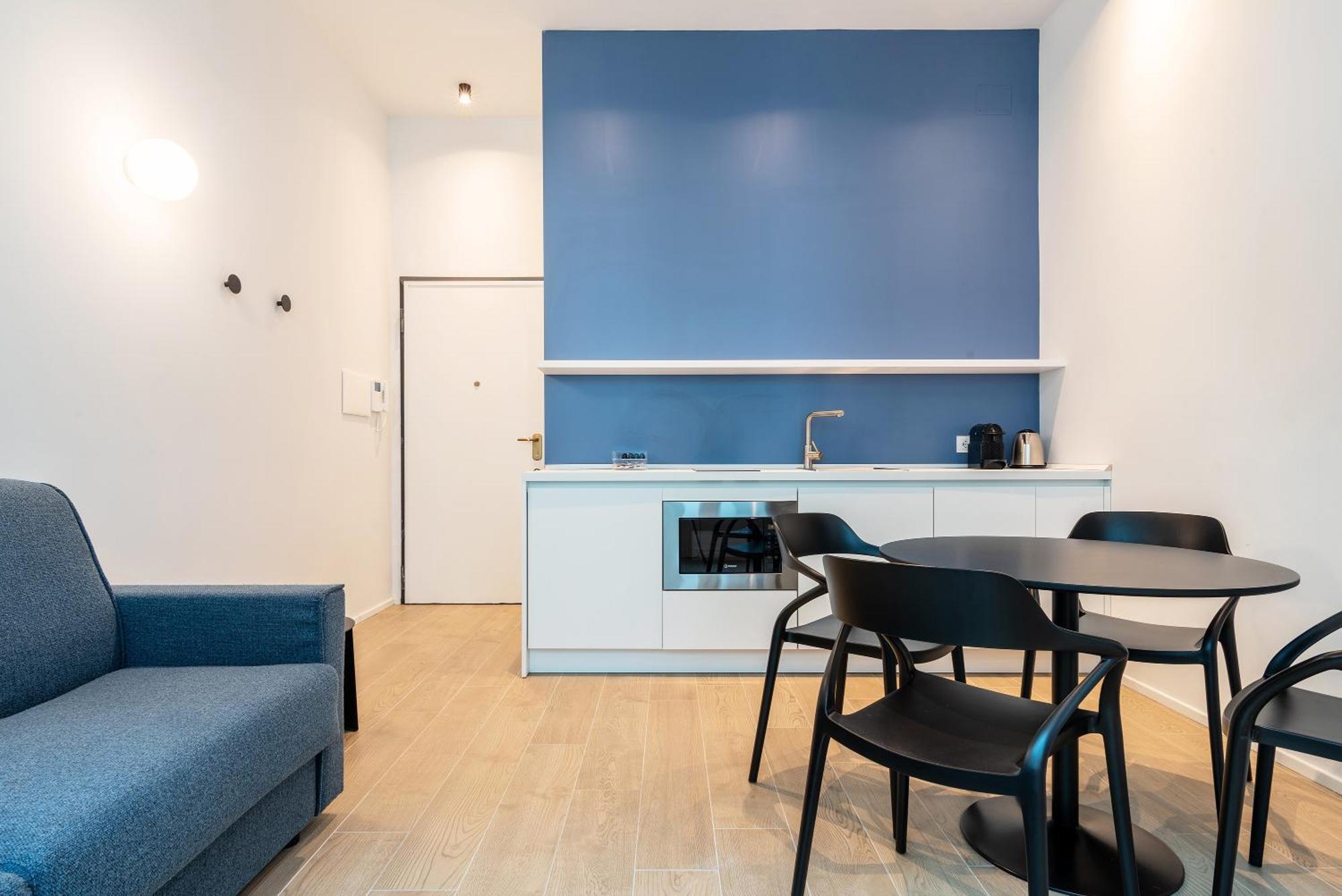 Easyhomes-City Centre Suites Milano Ngoại thất bức ảnh